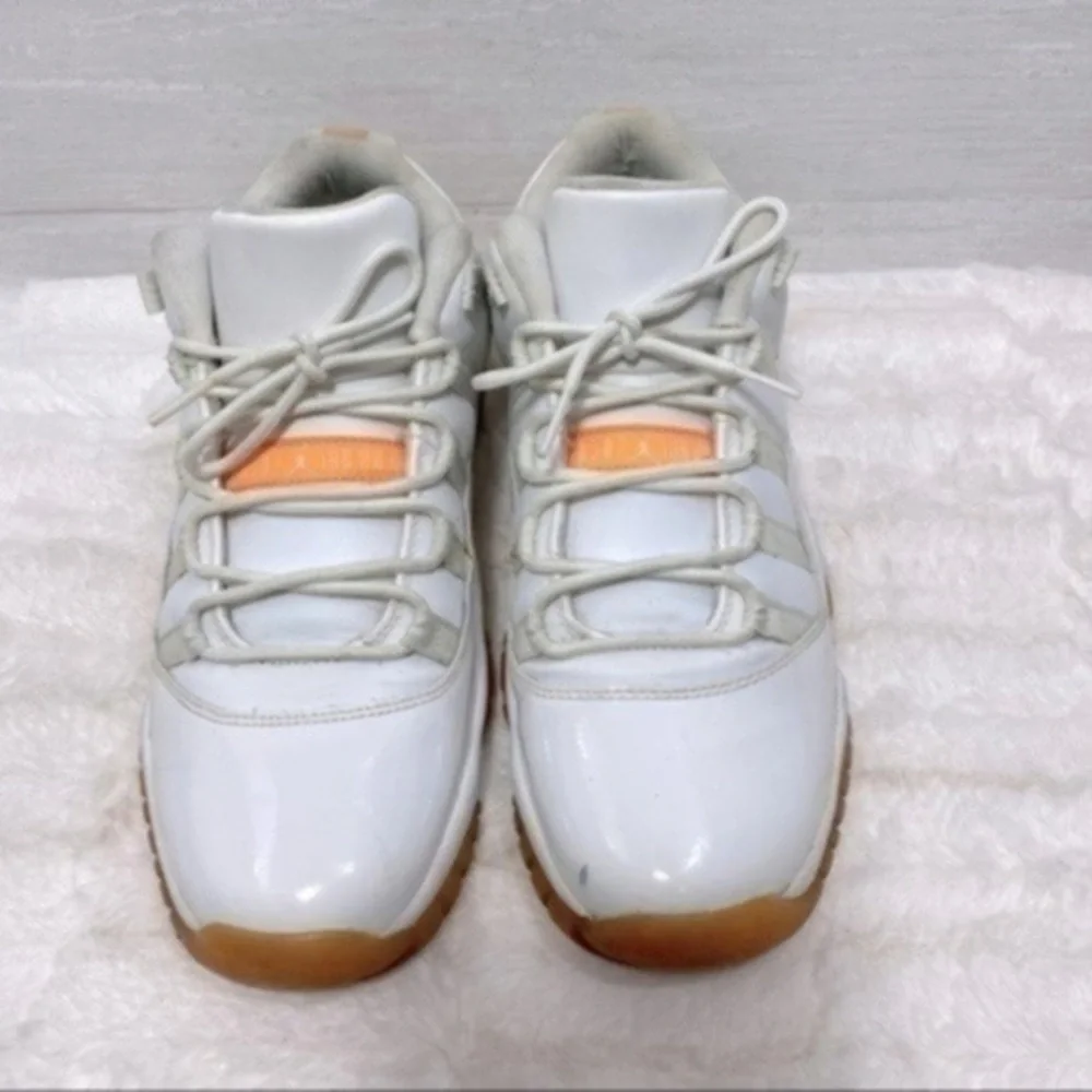 Nike Air Jordan 11 Retro Low 